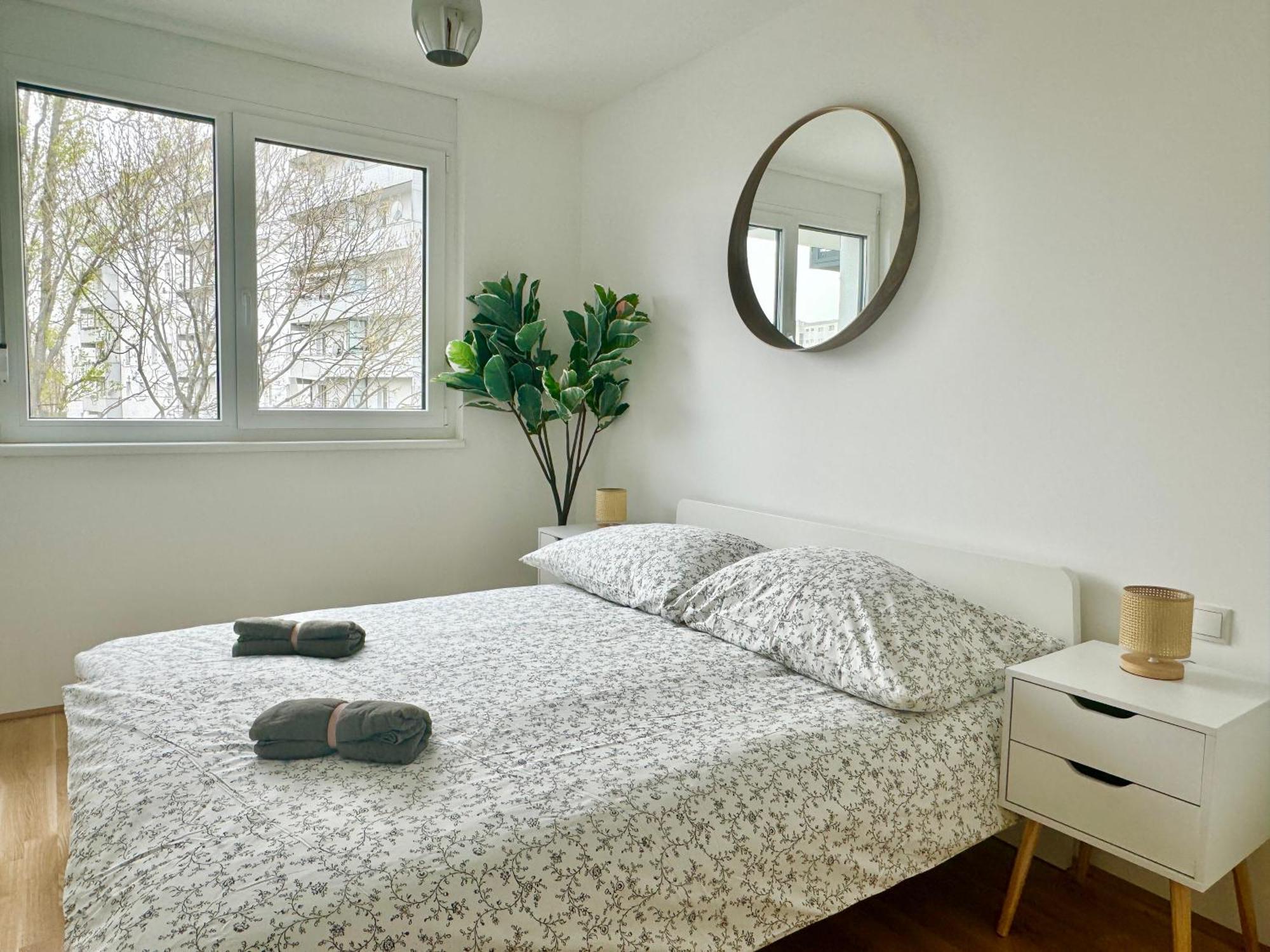 Apartment Modern Premium With Balcony Vienna